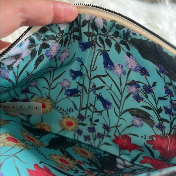 Gucci metallic pouch - Picture 5 of 5